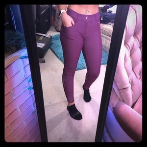 Plum jeggings with pockets